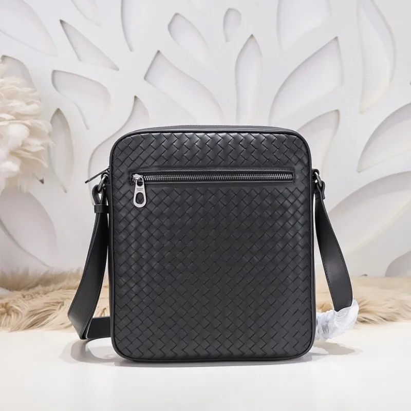 All categories 💚 Top version men’s bags 💚 BV 2024 new BV crossbody bag